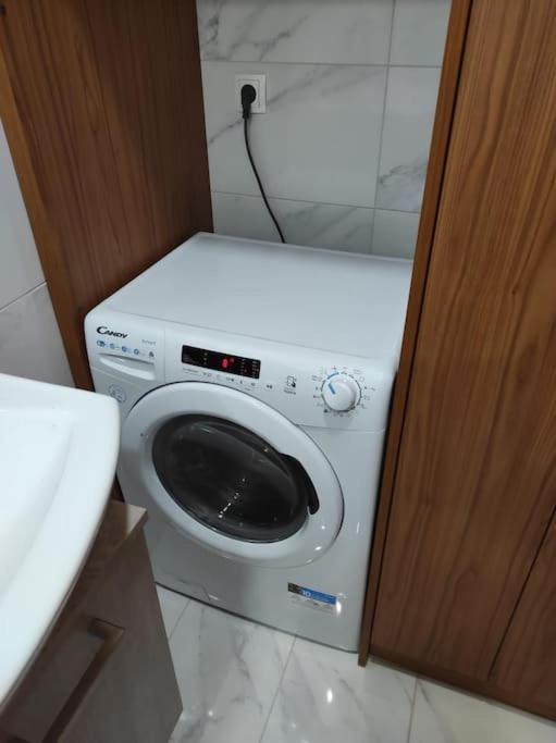 אתונה Studio Apartment With All Amenities In Kolonaki מראה חיצוני תמונה