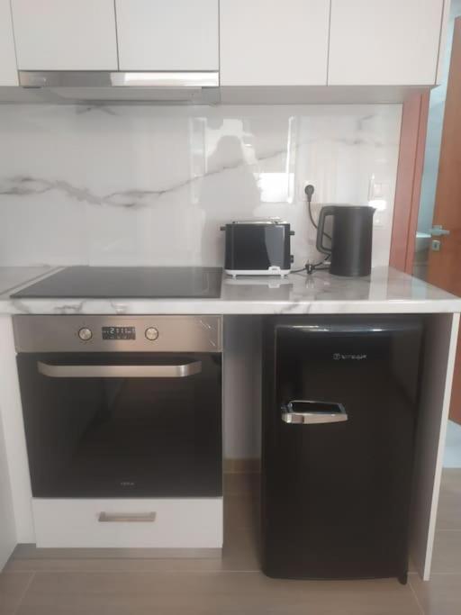 אתונה Studio Apartment With All Amenities In Kolonaki מראה חיצוני תמונה