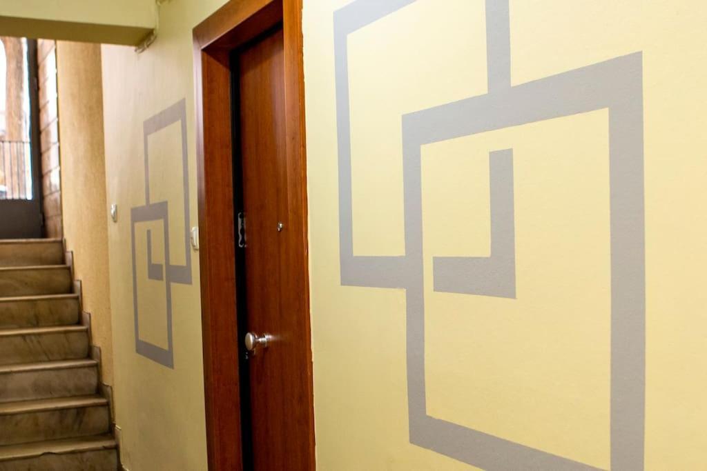 אתונה Studio Apartment With All Amenities In Kolonaki מראה חיצוני תמונה