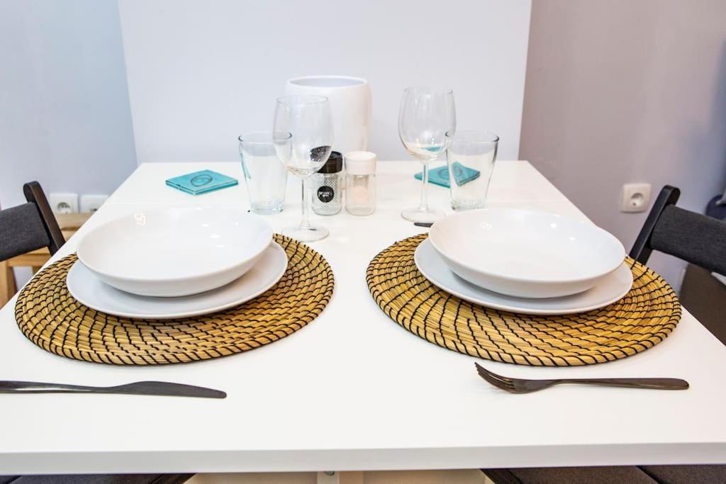 אתונה Studio Apartment With All Amenities In Kolonaki מראה חיצוני תמונה